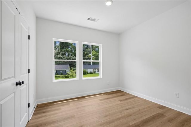 1867 Oakmont Drive NW, Atlanta, GA 30314