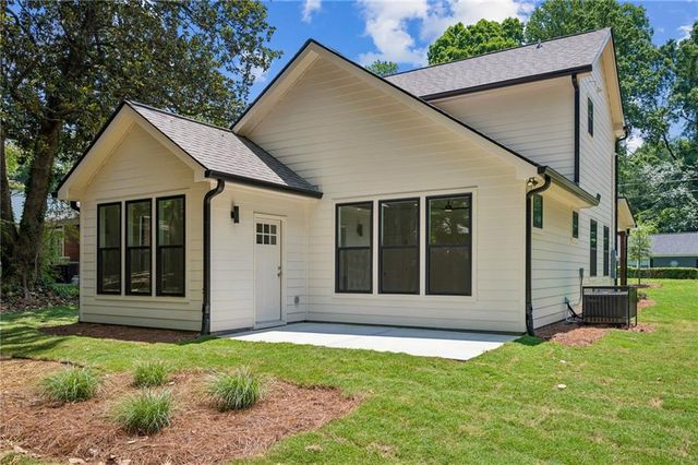 1867 Oakmont Drive NW, Atlanta, GA 30314