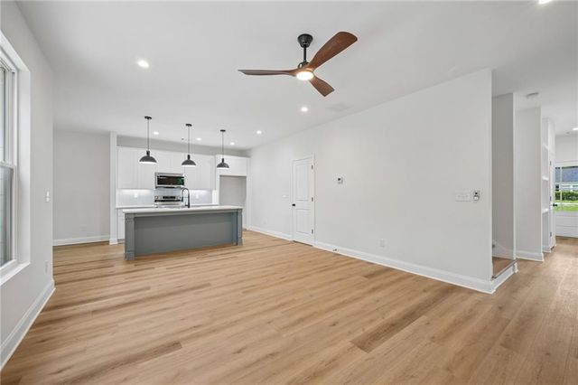 1867 Oakmont Drive NW, Atlanta, GA 30314