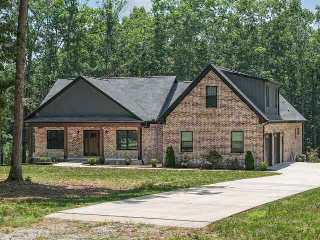 2200 Little Texas Rd, Goodspring, TN 38460