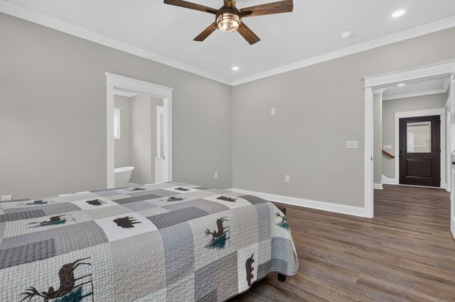 2200 Little Texas Rd, Goodspring, TN 38460