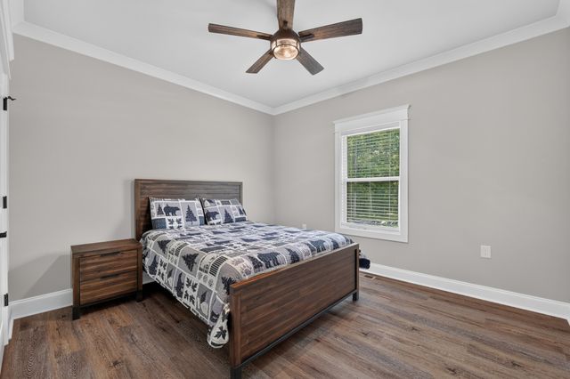 2200 Little Texas Rd, Goodspring, TN 38460