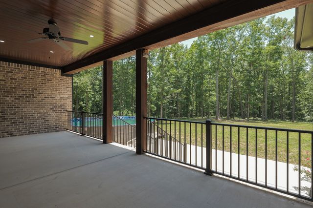 2200 Little Texas Rd, Goodspring, TN 38460