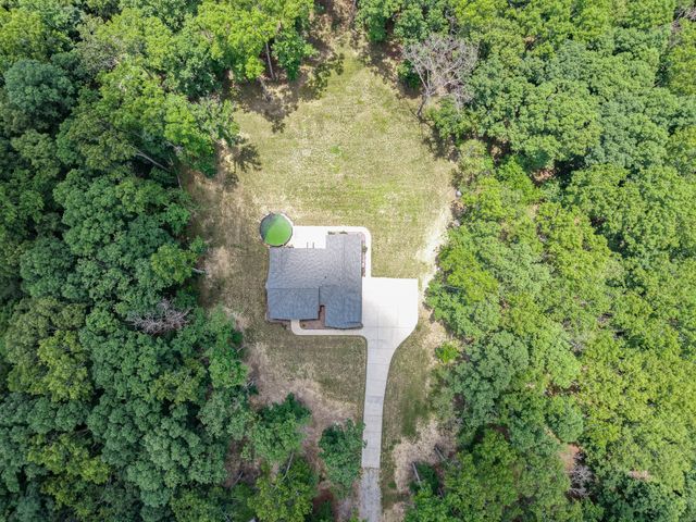 2200 Little Texas Rd, Goodspring, TN 38460