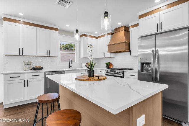59 Asbury Avenue, Atlantic Highlands, NJ 07716