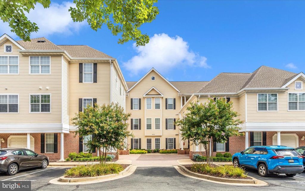 12713 FOUND STONE RD #5-103, Germantown, MD 20876