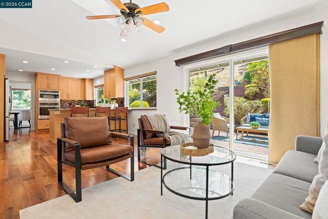 1249 Chesterton Ct, Walnut Creek, CA 94596