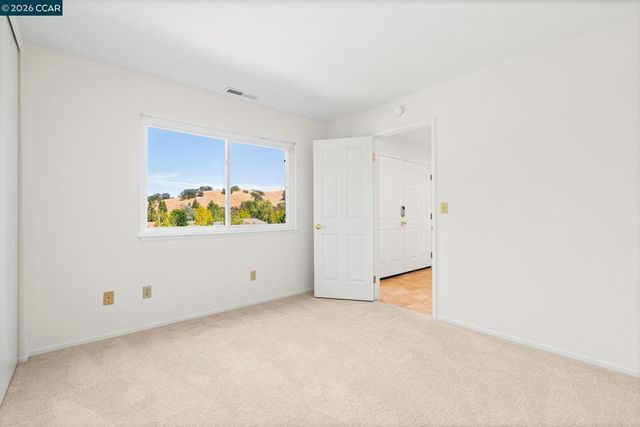 1249 Chesterton Ct, Walnut Creek, CA 94596
