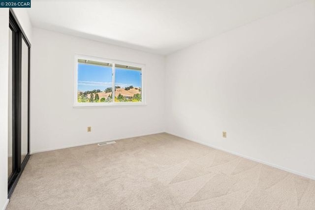1249 Chesterton Ct, Walnut Creek, CA 94596