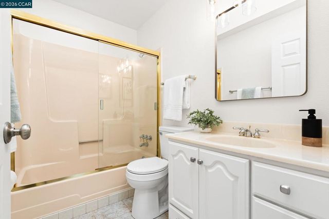 1249 Chesterton Ct, Walnut Creek, CA 94596