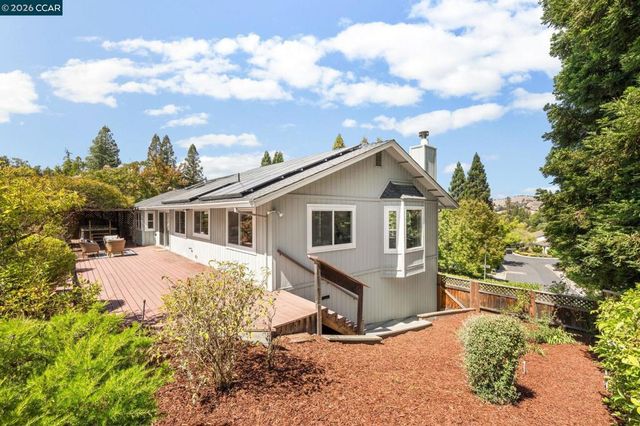 1249 Chesterton Ct, Walnut Creek, CA 94596