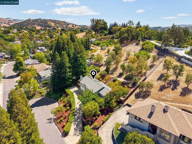 1249 Chesterton Ct, Walnut Creek, CA 94596