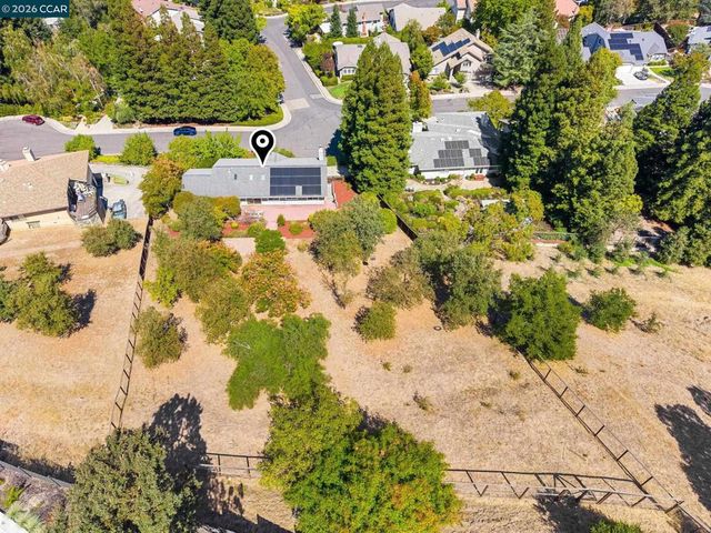 1249 Chesterton Ct, Walnut Creek, CA 94596