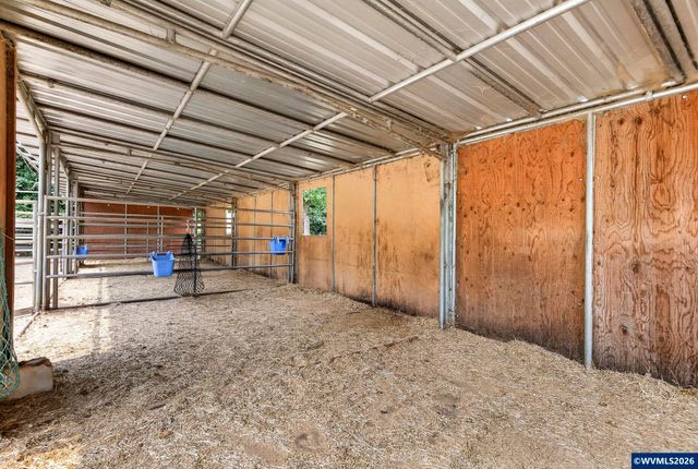 38325 Scravel Hill Rd NE, Albany, OR 97322
