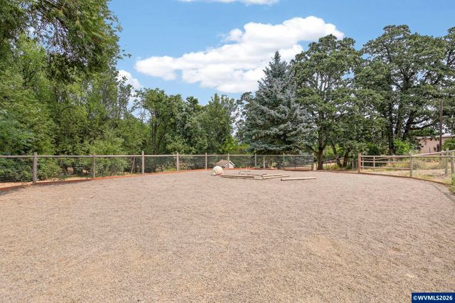 38325 Scravel Hill Rd NE, Albany, OR 97322