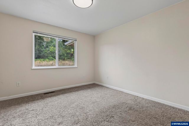 38325 Scravel Hill Rd NE, Albany, OR 97322
