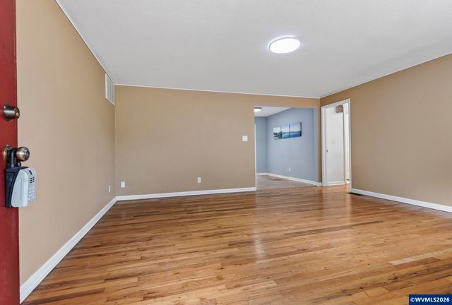 38325 Scravel Hill Rd NE, Albany, OR 97322