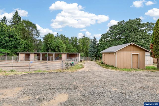 38325 Scravel Hill Rd NE, Albany, OR 97322