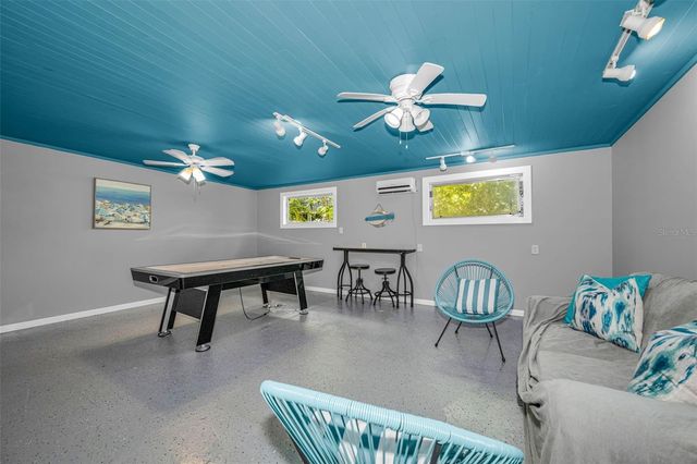 525 BAY STREET, Dunedin, FL 34698