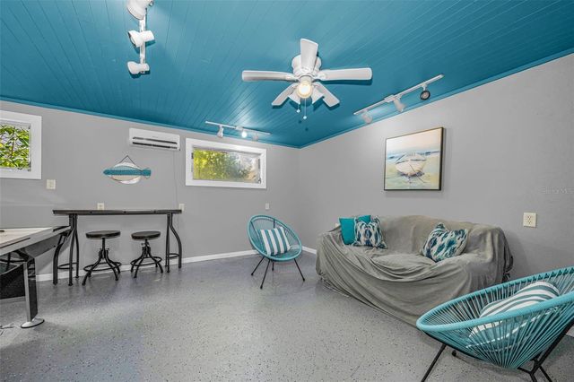 525 BAY STREET, Dunedin, FL 34698