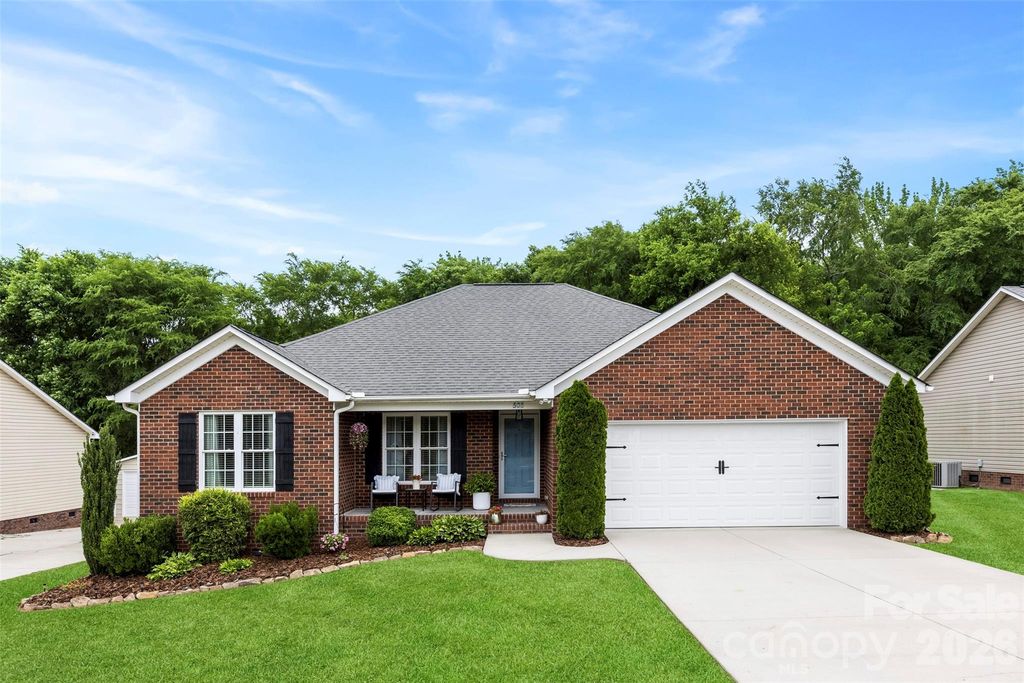 505 Allen Drive NW, Concord, NC 28027