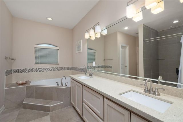 3507 Danubio Drive, Edinburg, TX 78539