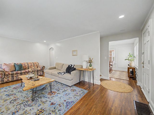 1816 Bayard Park Drive, Evansville, IN 47714
