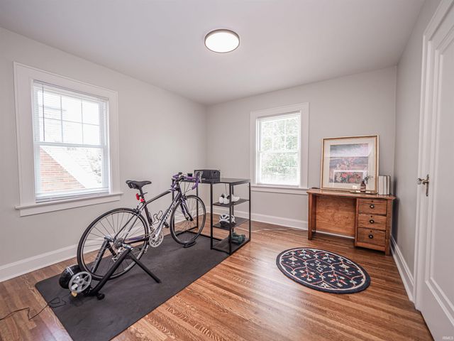 1816 Bayard Park Drive, Evansville, IN 47714