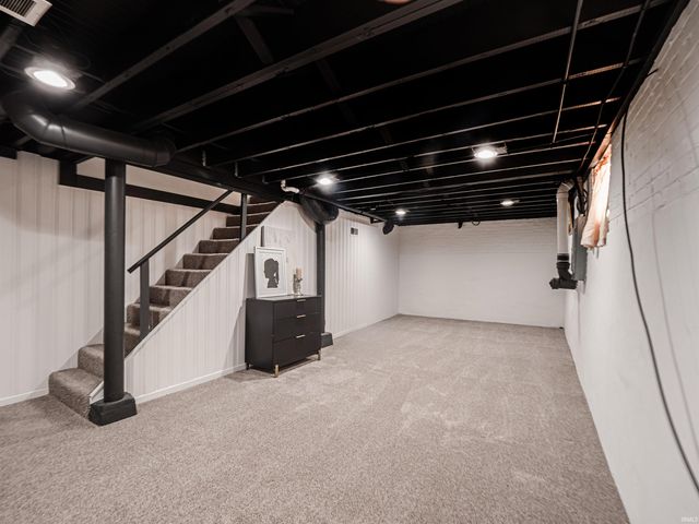 1816 Bayard Park Drive, Evansville, IN 47714