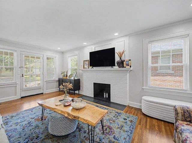 1816 Bayard Park Drive, Evansville, IN 47714
