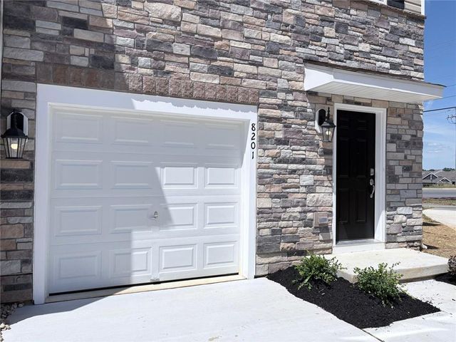 8201 Alexander Ct, Upper Macungie Twp, PA 18031