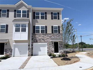 8201 Alexander Ct, Upper Macungie Twp, PA 18031