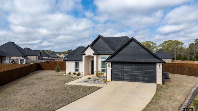 11858 Gillian Court, Tyler, TX 75703