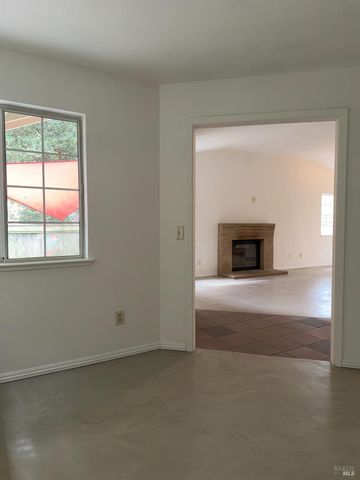 9784 dawn Way, Windsor, CA 95492