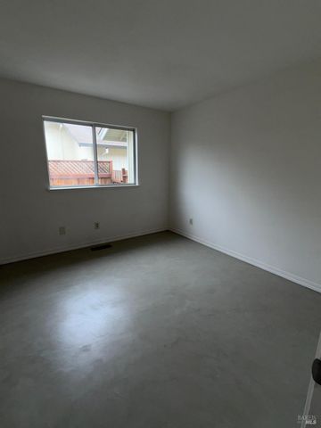 9784 dawn Way, Windsor, CA 95492