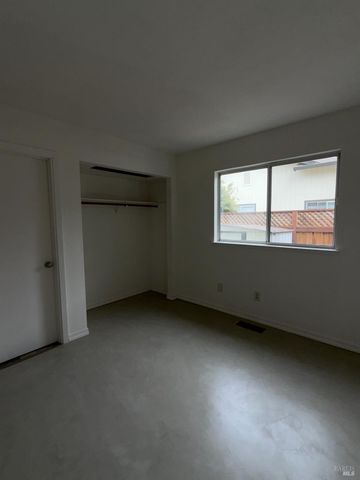 9784 dawn Way, Windsor, CA 95492