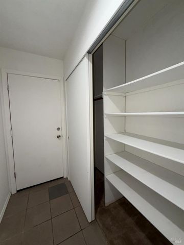 9784 dawn Way, Windsor, CA 95492