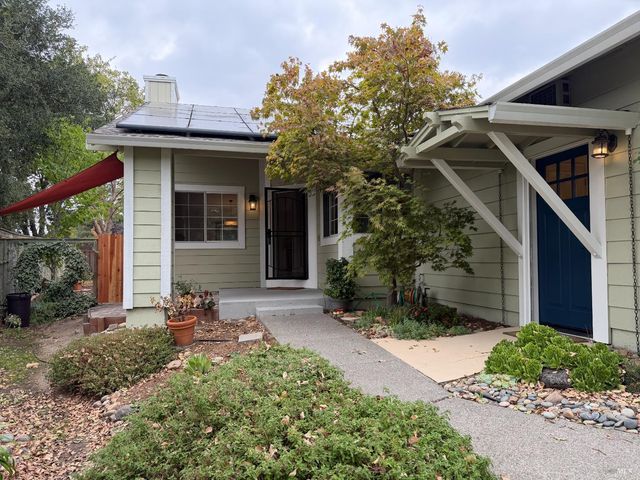 9784 dawn Way, Windsor, CA 95492