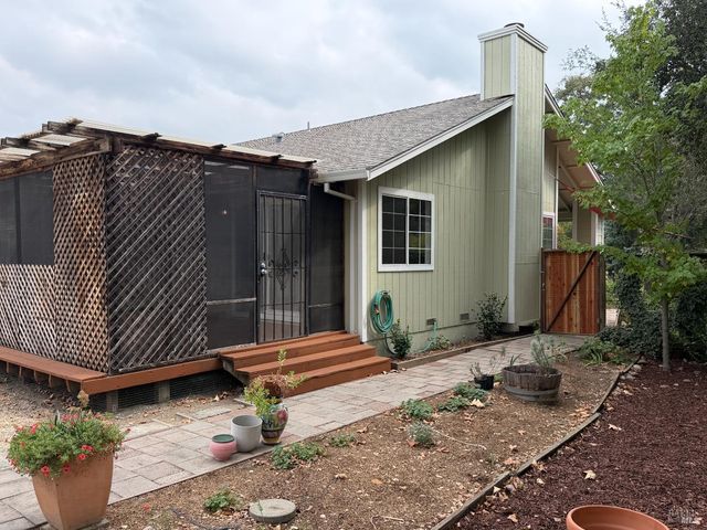 9784 dawn Way, Windsor, CA 95492