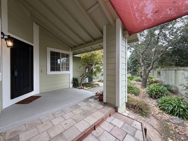 9784 dawn Way, Windsor, CA 95492