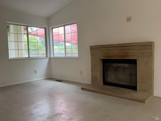 9784 dawn Way, Windsor, CA 95492