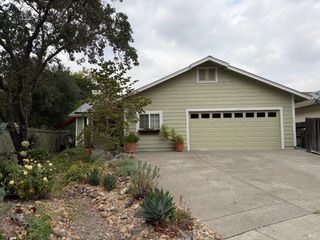 9784 dawn Way, Windsor, CA 95492