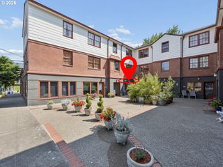 5400 Ne 30TH Ave 102, Portland, OR 97211