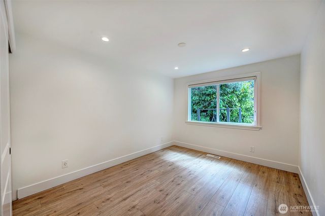 7106 139th Place NE, Redmond, WA 98052