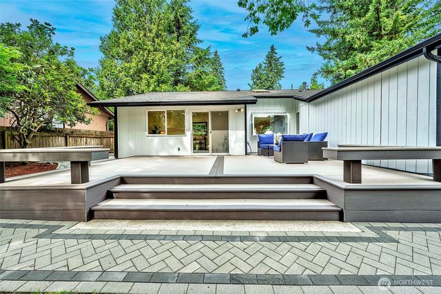 7106 139th Place NE, Redmond, WA 98052