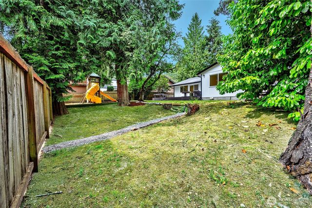 7106 139th Place NE, Redmond, WA 98052