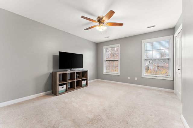 49 Steinbeck Drive, Valparaiso, IN 46383