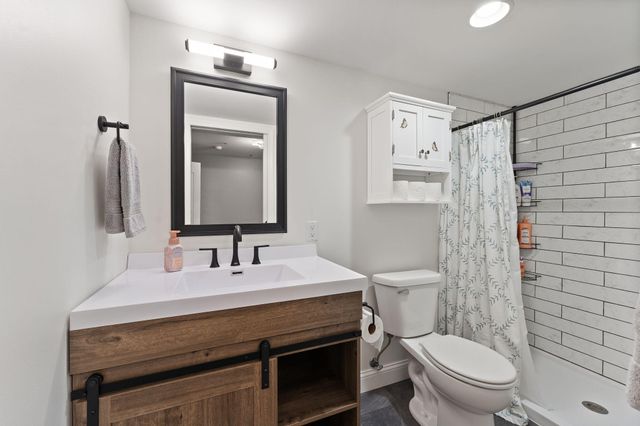 49 Steinbeck Drive, Valparaiso, IN 46383