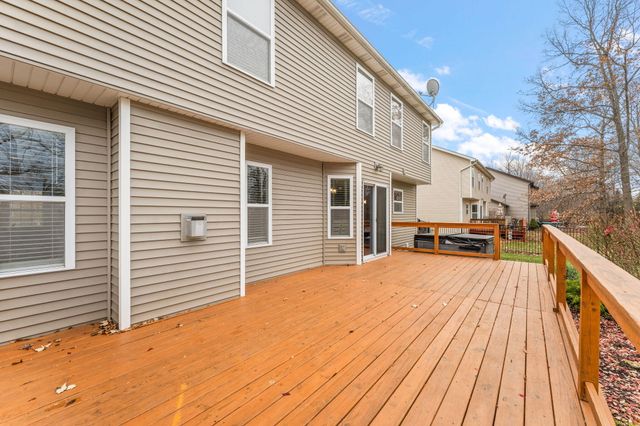 49 Steinbeck Drive, Valparaiso, IN 46383