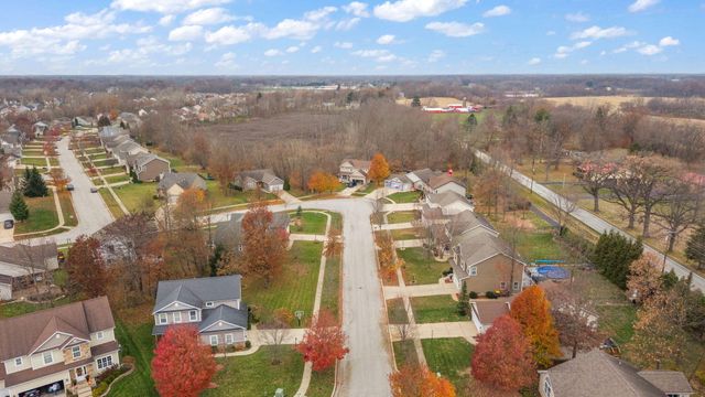 49 Steinbeck Drive, Valparaiso, IN 46383